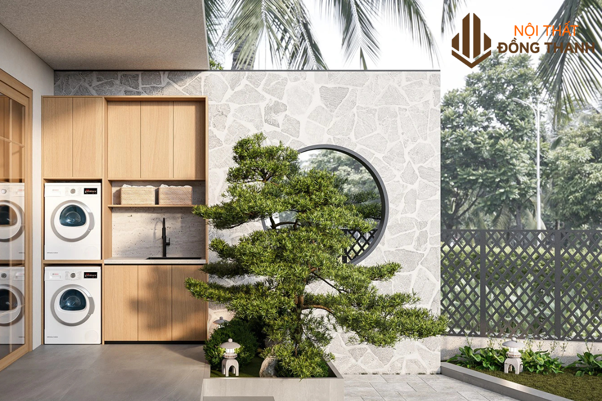 Không gian sân vườn đơn giản, trồng cây xanh kết hợp khu vực giặt sấy