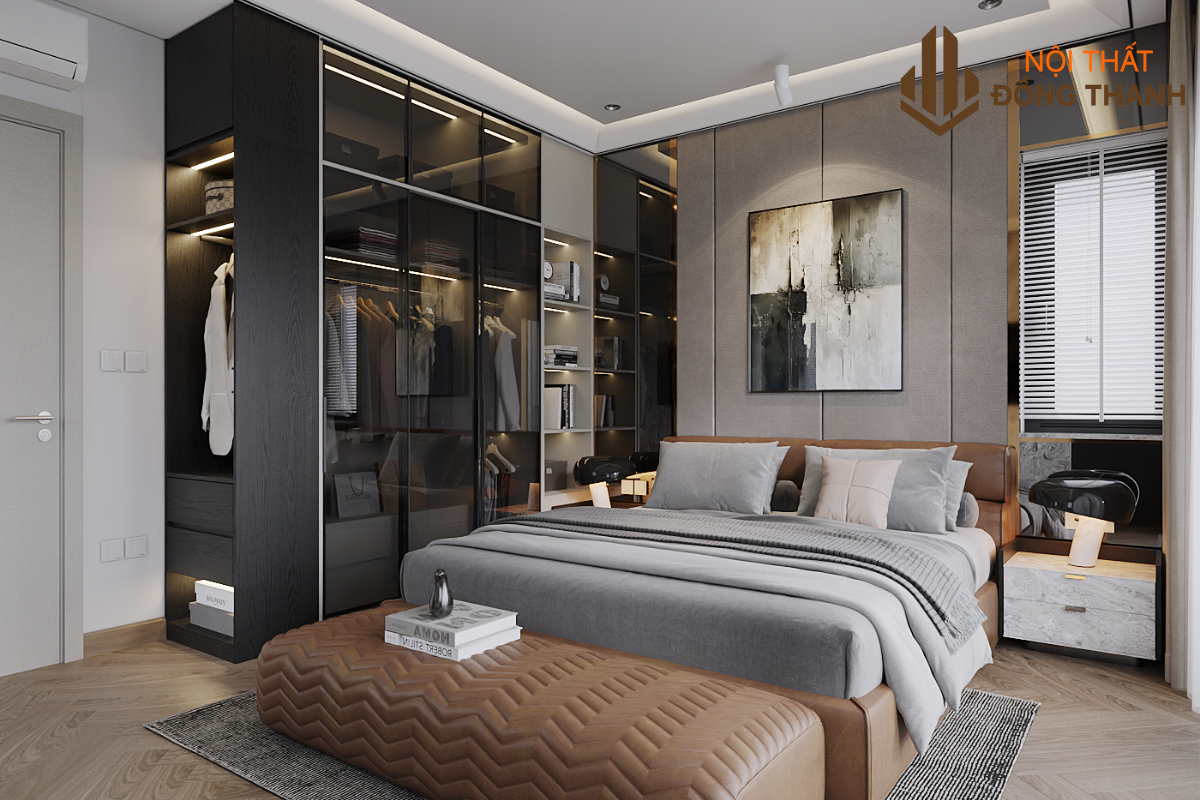 Có tủ đồ cùng vách đầu giường được decor bằng tranh ảnh