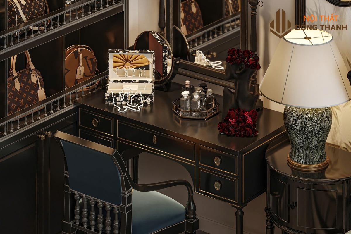 Bàn trang điểm và tủ đồ đầy đủ tiện nghi