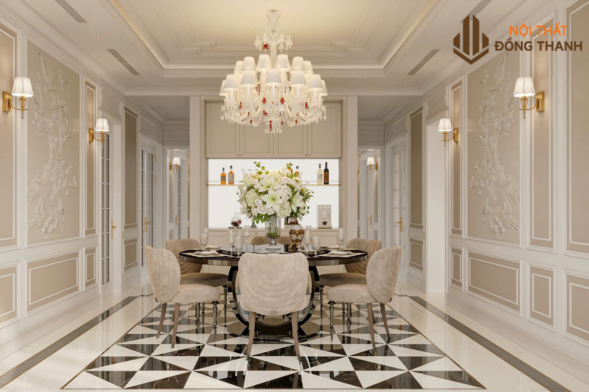 Bàn ăn tròn kết hợp với hệ thống đèn chùm pha lê sáng