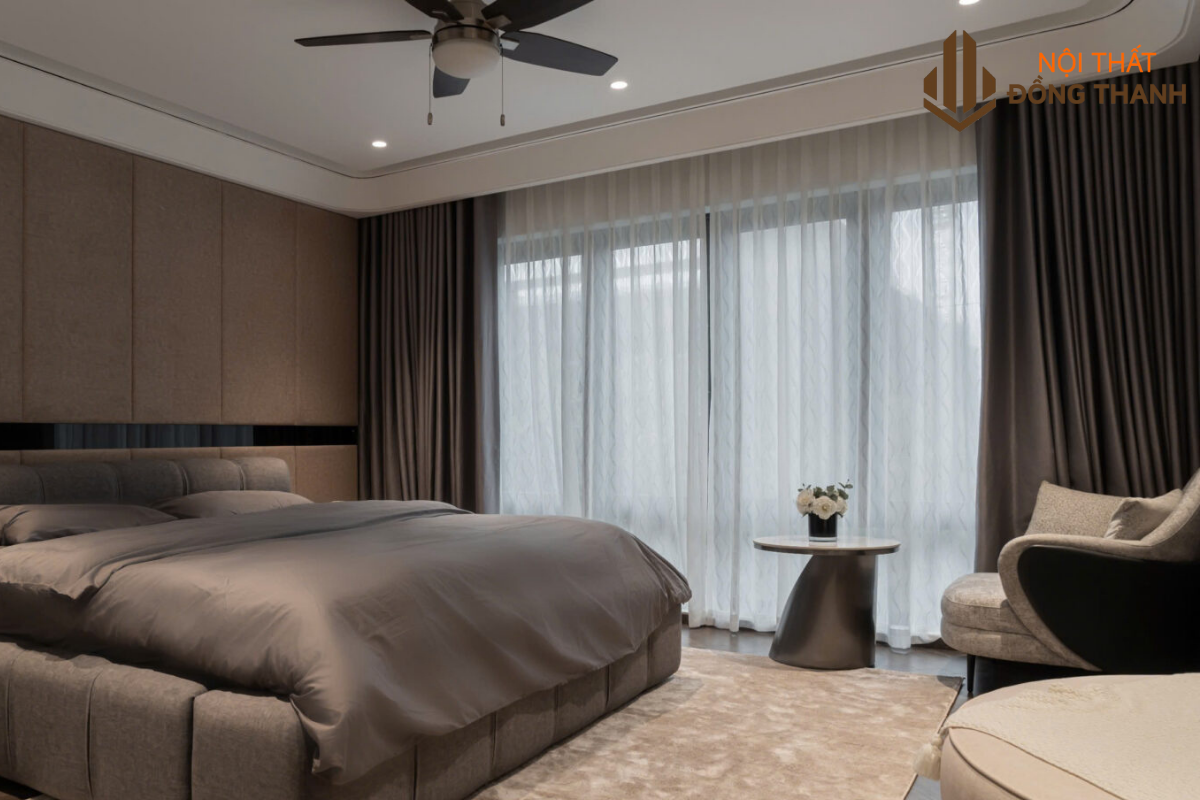 Không gian phòng ngủ rộng và thoáng mát