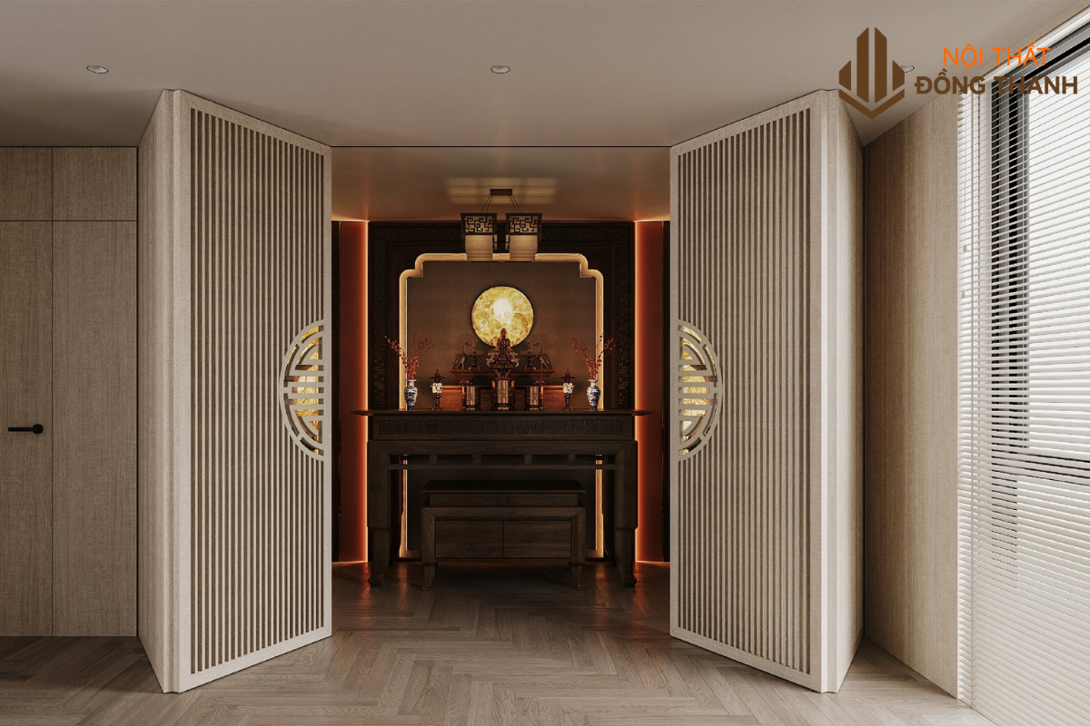 Không gian phòng thờ trang nghiêm của nhà phố