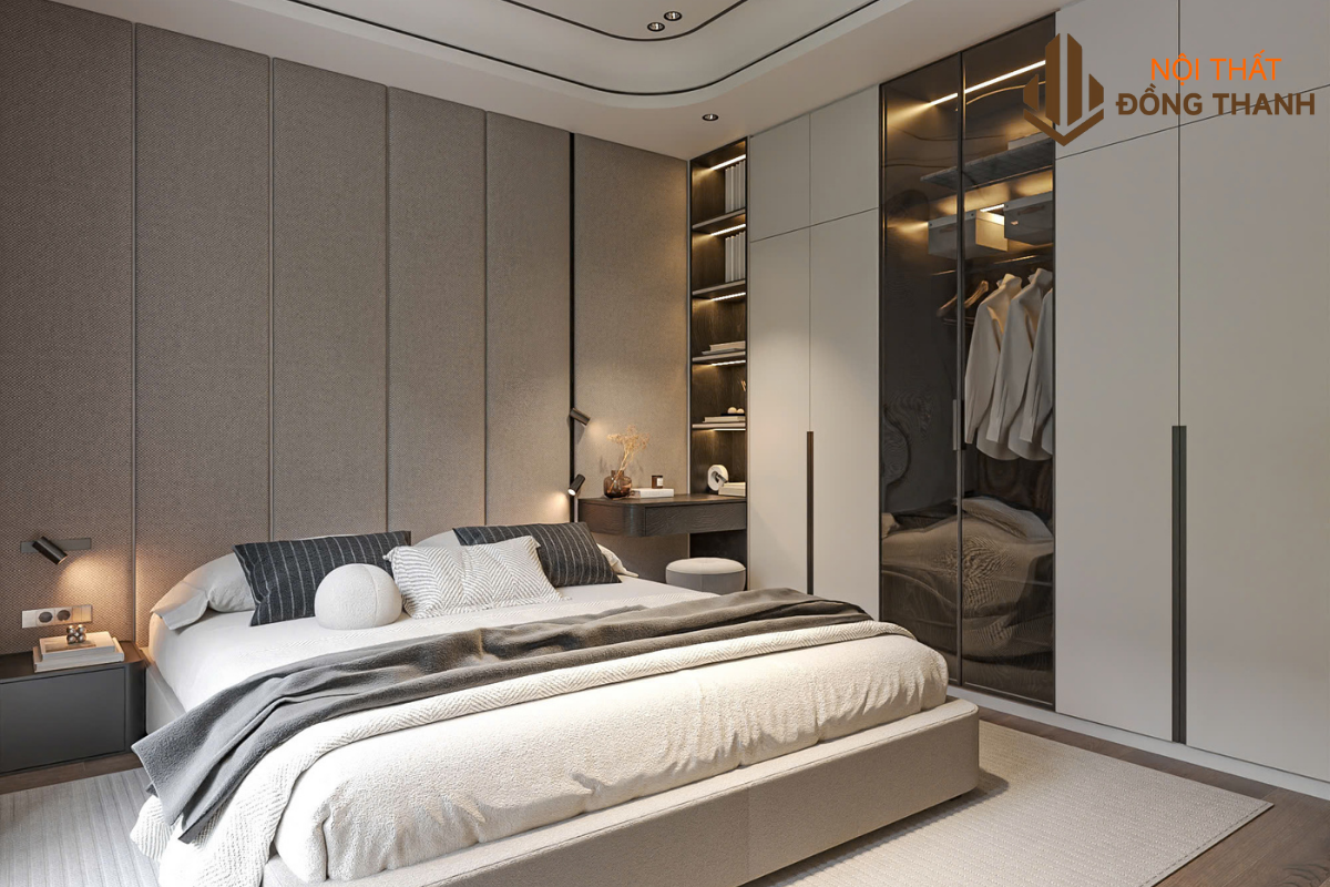 Đầy đủ tiện nghi với giường, tủ và bàn đầu giường