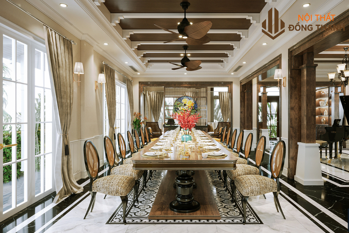 Bố cục đối xứng hài hòa trong không gian, phản ánh đặc trưng cơ bản