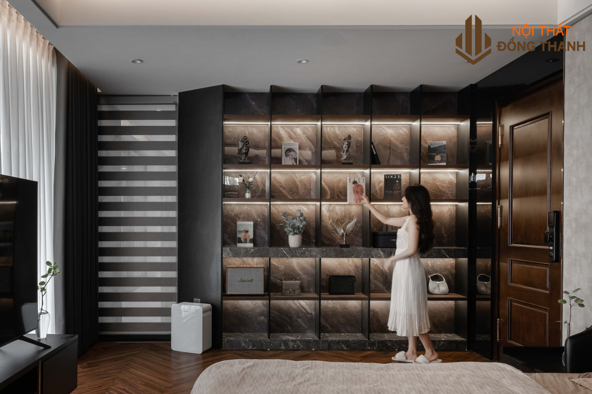 Phòng ngủ master rộng rãi, nội thất cao cấp