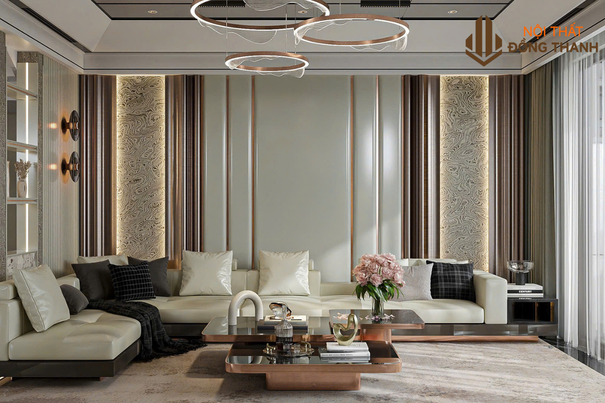 Phòng khách rộng cùng hệ thống đèn chùm